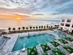 Bờ Biển Vàng Resort